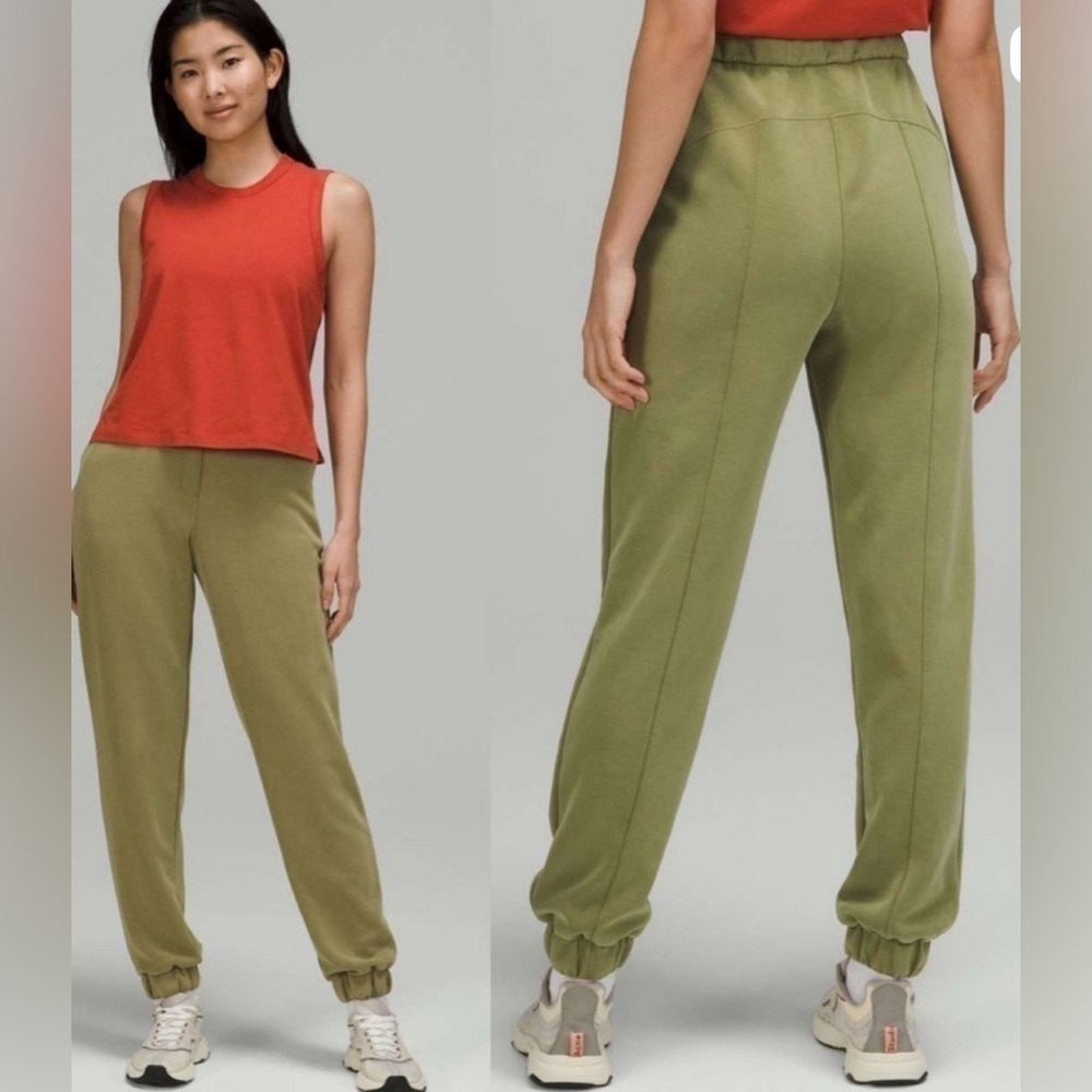 Lululemon Softstreme Relaxed High-Rise Pant Bronze Green Size 8